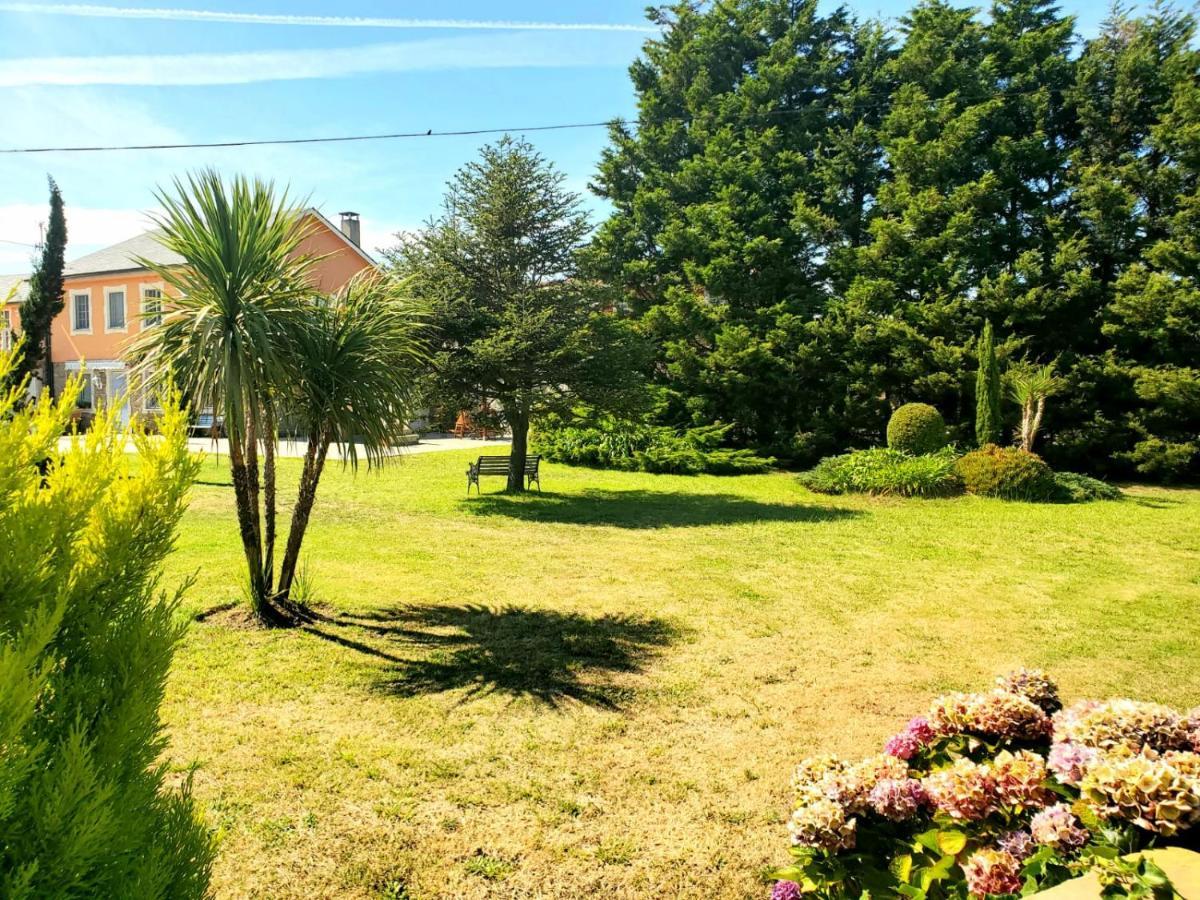 Apartamentos Turisticos Rosa 里瓦德奥 外观 照片